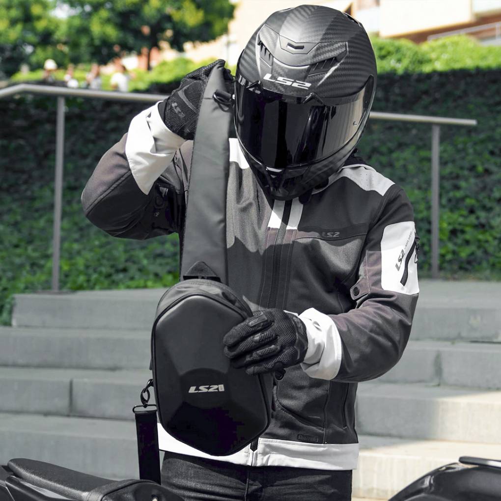 LS2 SHIELD RIDER SHOULDER BAG - 4L