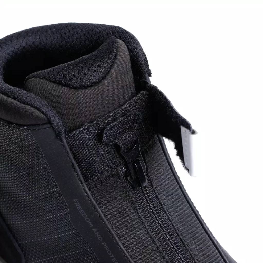 TCX IKASU 2 WATERPROOF MOTORCYCLE SHOES