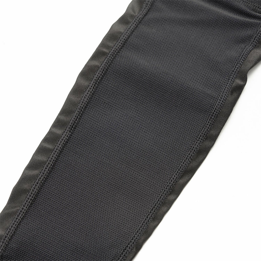 RSTAICHI TRV087 STEALTH MOTORCYCLE KNEE GUARD