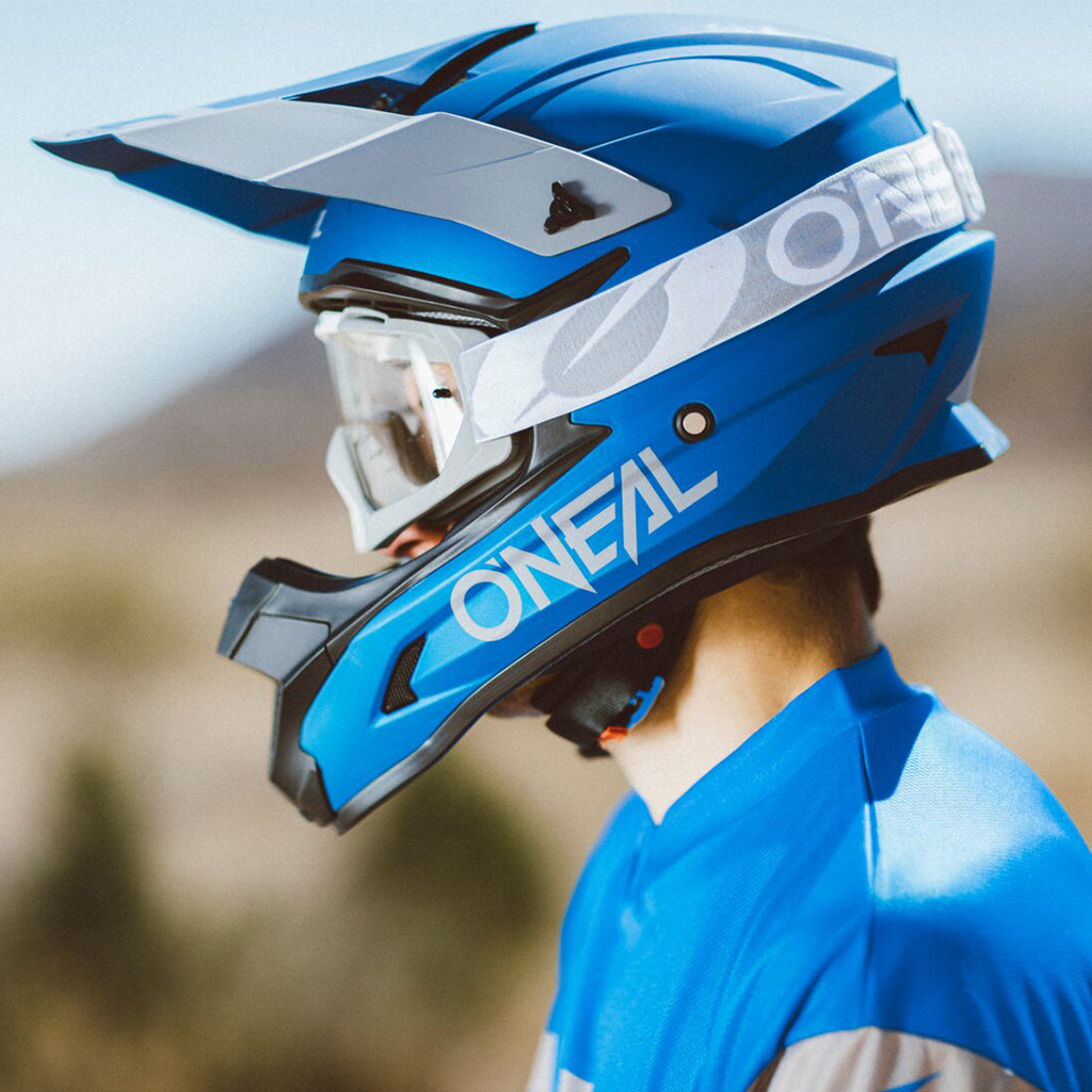 O'NEAL 1SRS MX HELMET