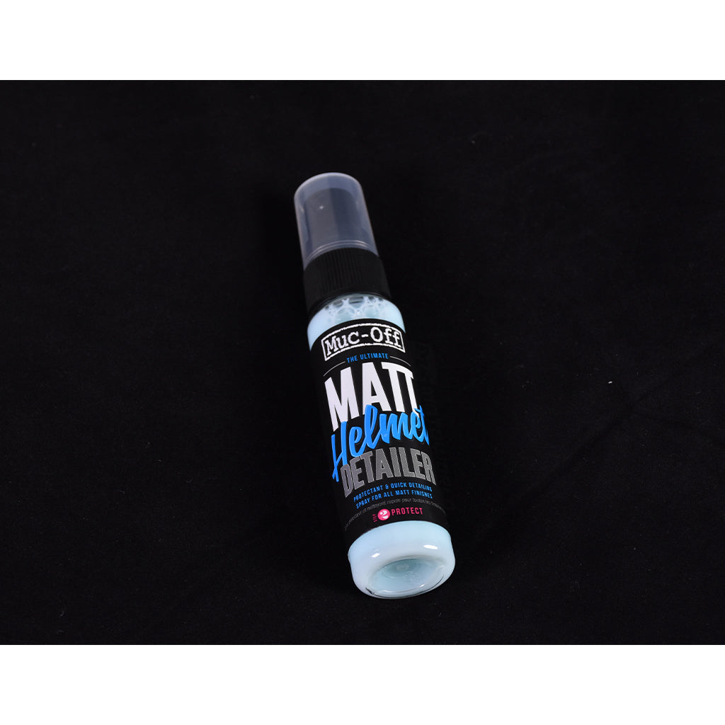 MUC-OFF MOTO/BIKE MATT HELMET DETAILER (32ML)