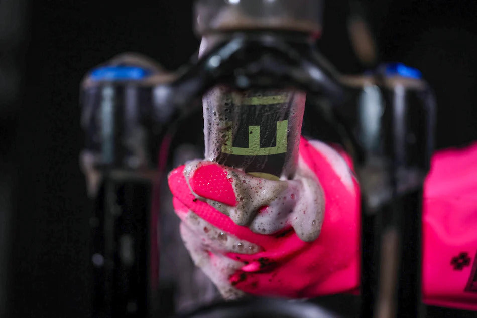 MUC-OFF MOTO/BIKE DEEP SCRUBBER GLOVES