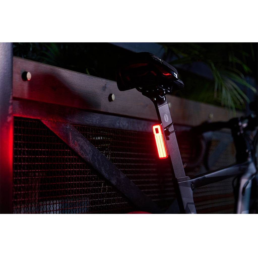 MOON SPORT HELIX SENSE 300 TAIL LIGHT
