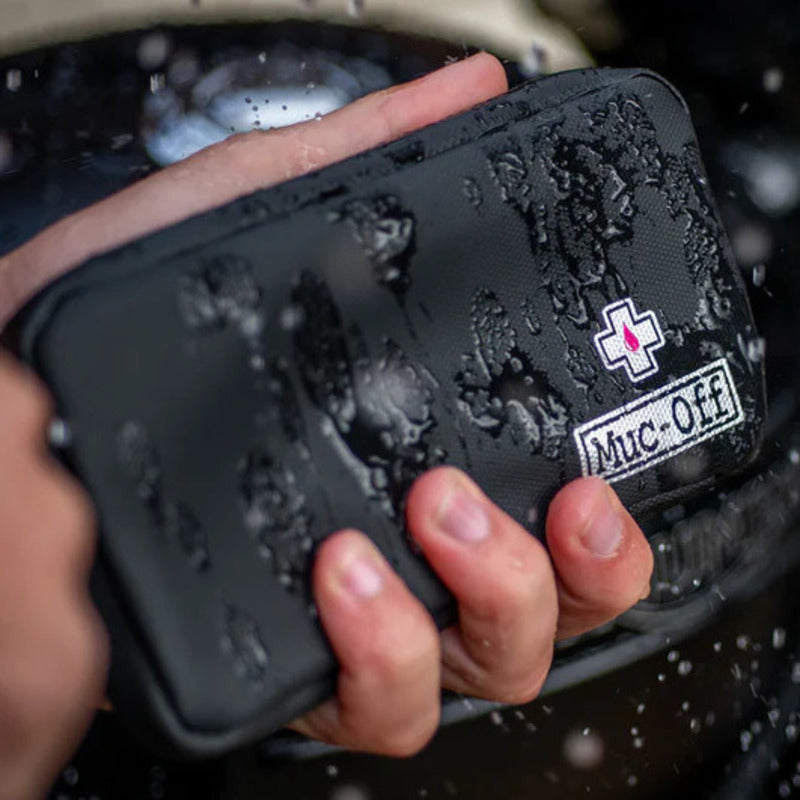 MUC-OFF MOTO/BIKE RAINPROOF ESSENTIALS CASE