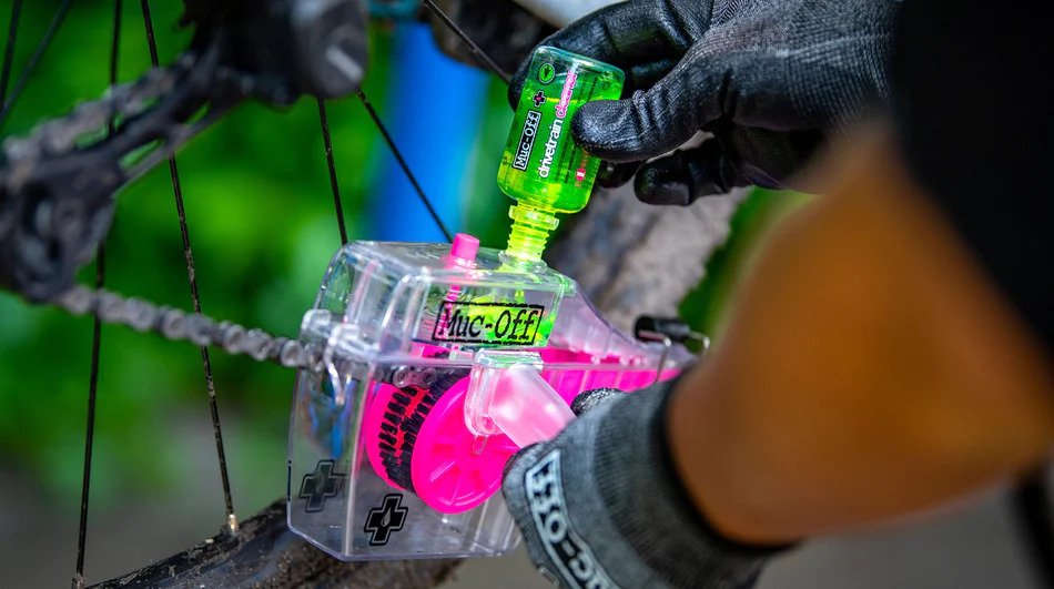 MUC-OFF BIKE X-3 DIRTY CHAIN MACHINE