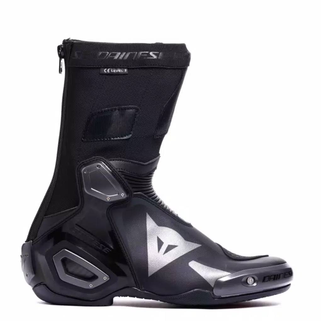 DAINESE AXIAL 2 MOTORCYCLE RACING BOOTS