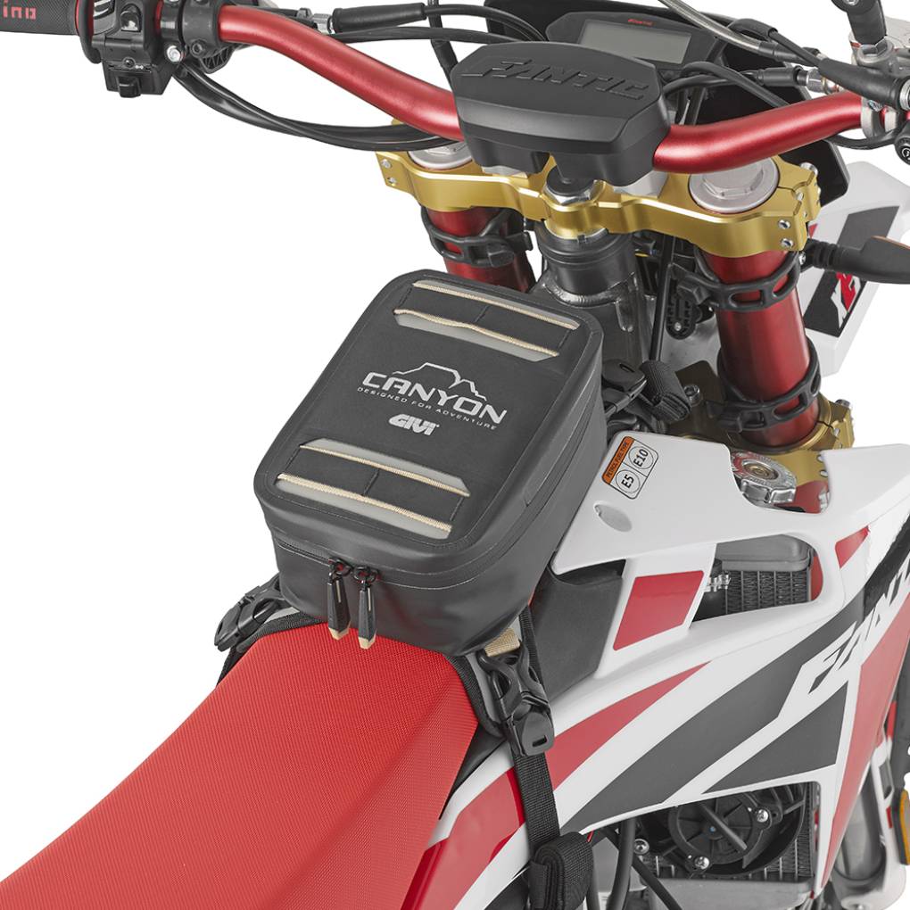 GIVI GRT729 CANYON TANK BAG - 3L