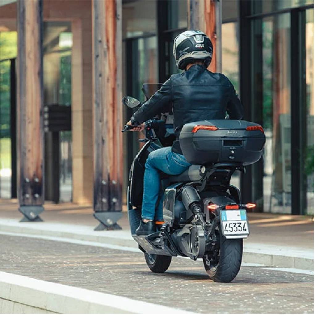 GIVI E46N RIVIERA MONOLOCK TOPCASE - 46L