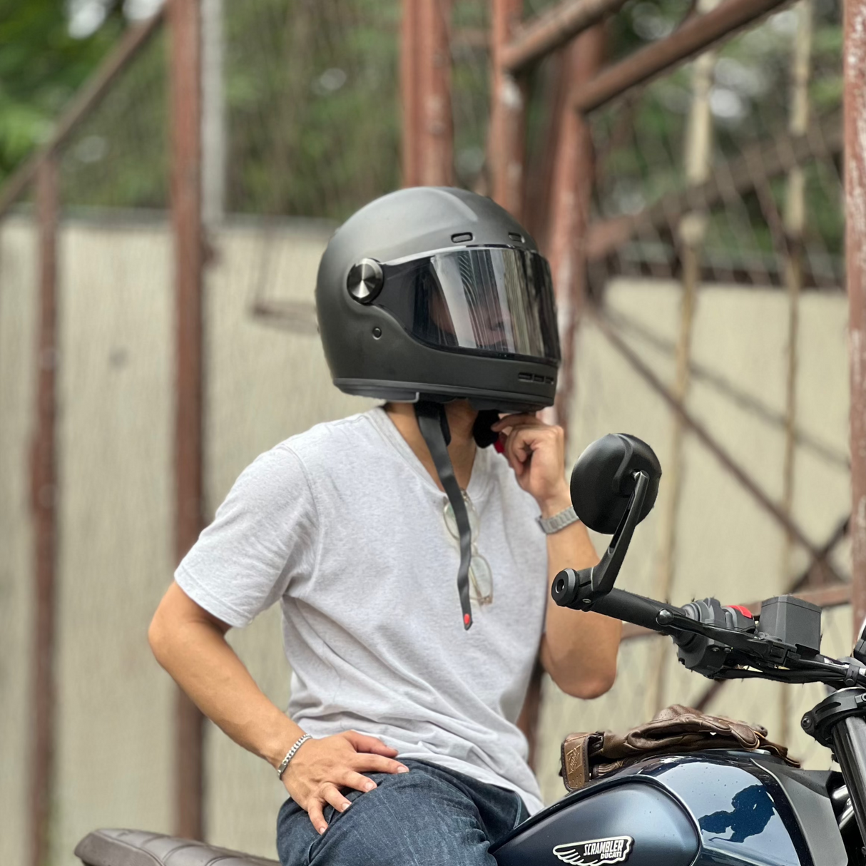 RYO RF-6V MOTORCYCLE FULL FACE HELMET